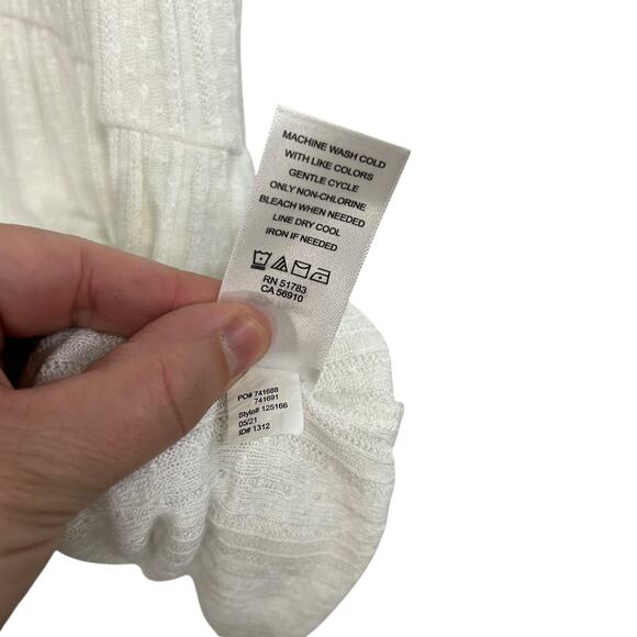 Romantic Layers Textured Knit Top Maurices White Puff Sleeve‎ XL - Picture 6 of 6